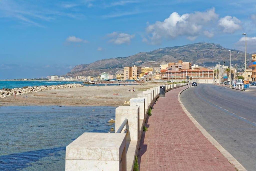 Casa Vacanze Cala Minnola Trapani Exterior photo
